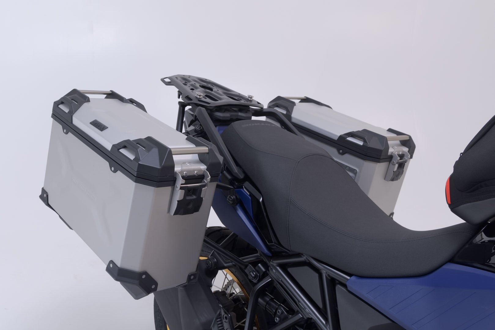 TRAX ADV case system 45/37, Suzuki V-Strom 800DE (22-). ? SW