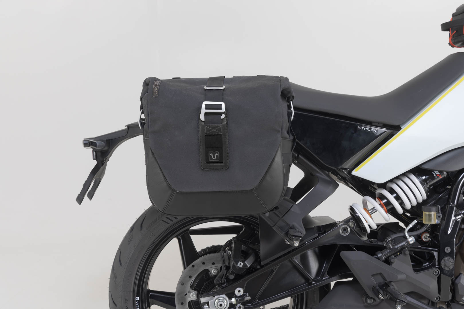 Legend Gear Side Bag Set - Husqvarna Svartpilen/Vitpilen 401 (23