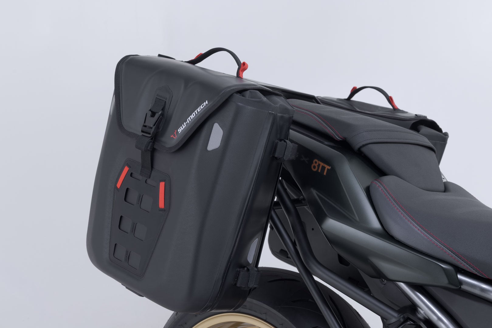SysBag WP M/M bag system - Suzuki GSX-8T / TT (25-) - SW-MOTECH