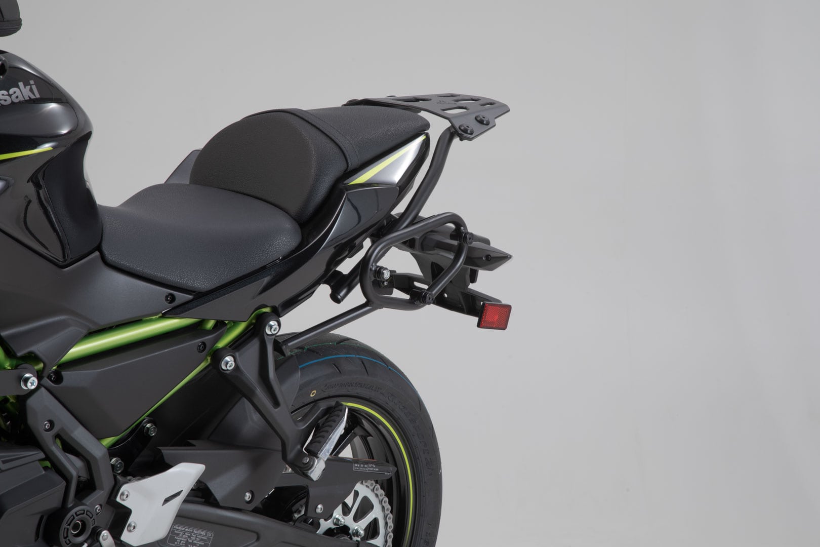SLC side carrier left for the Kawasaki Z650 (16-)/Ninja 650 (16