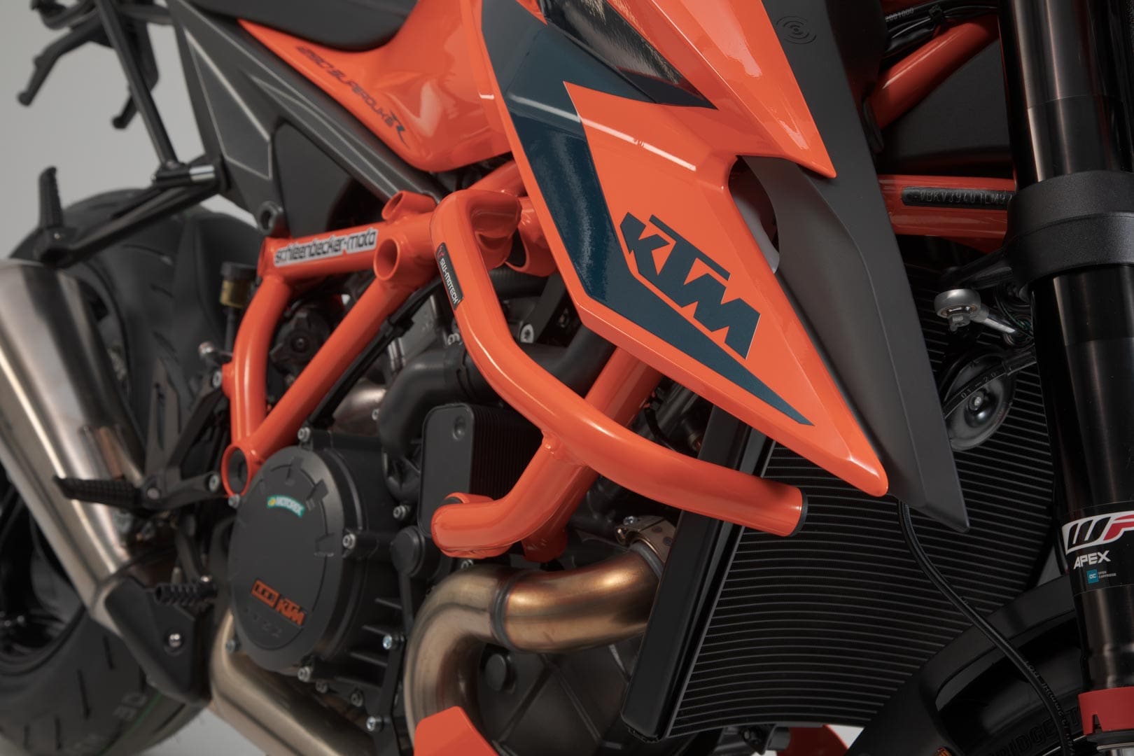 Reliable crash bar - KTM 1290 Super Duke R - SW-MOTECH - SW Reliable crash bar - KTM 1290 Super Duke R - SW-MOTECH - SW